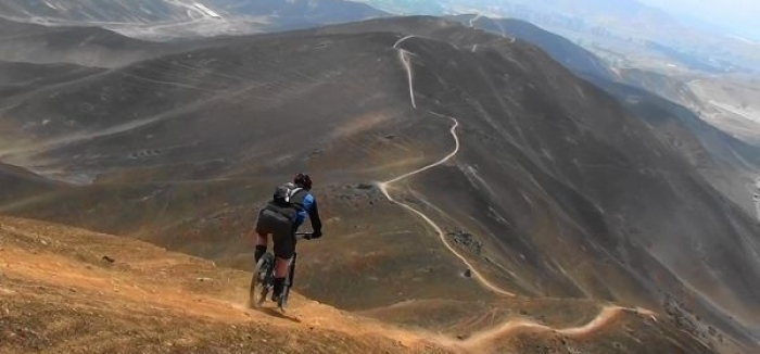 Ciclismo extremo a chirimoyo en pachacamac