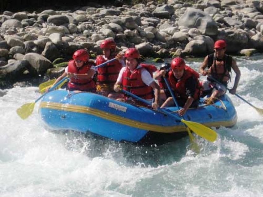 Canotaje Extremo En El Rio Pachachaca