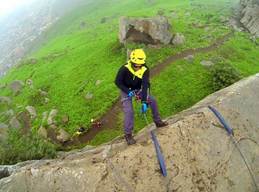 Full Day Lomas De Lúcumo Trekking 