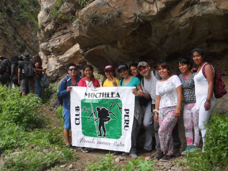 Autisha club mochilea Perú