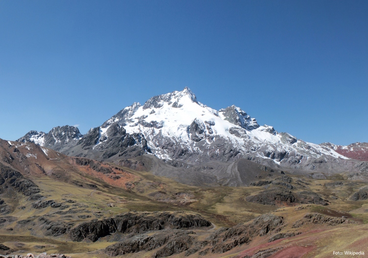 Nevado Rajuntay