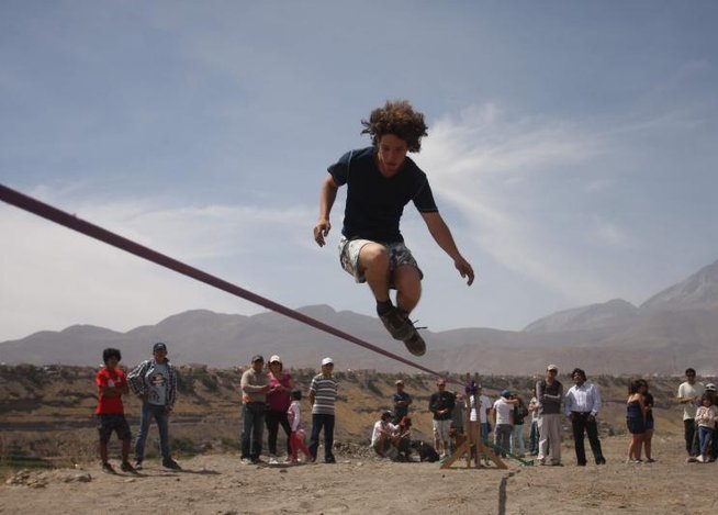 Slackline en Valle de Chilina