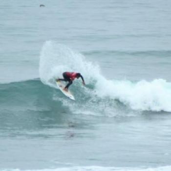 Surf en Playa Pico Alto