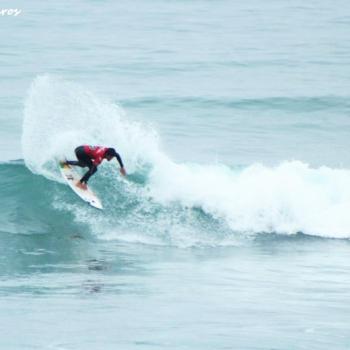 Surf en Playa Caballeros