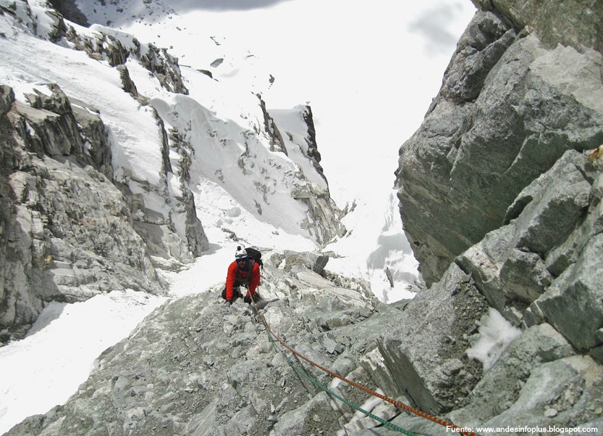 Escalada en Nevado Ranrapalca