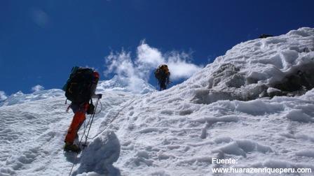 Escalada en Nevado Chopicalqui