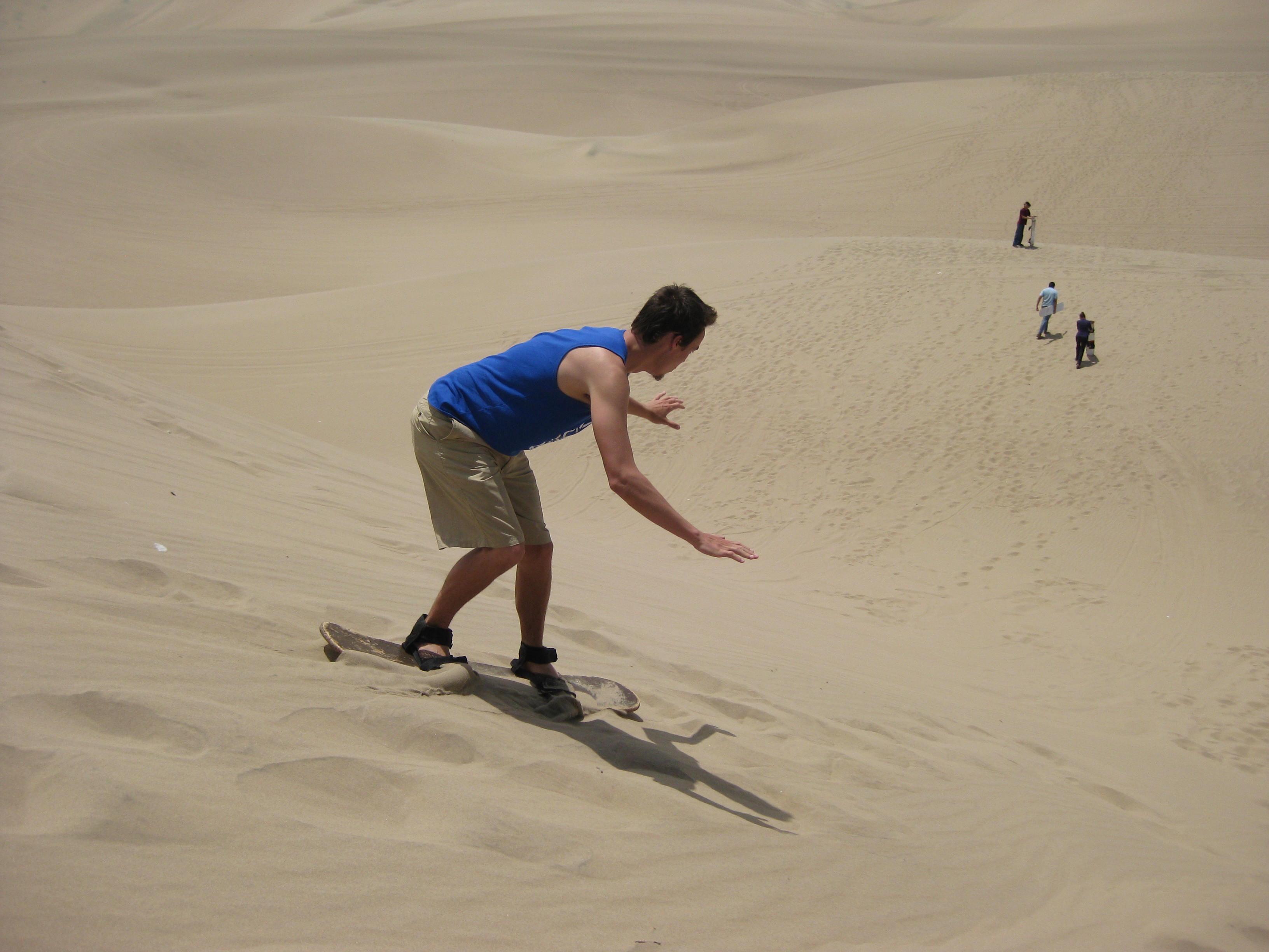 Sandboard en la laguna de la Huacachina